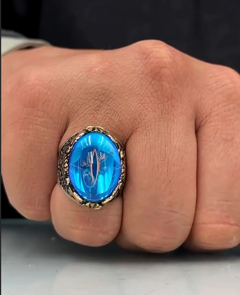 Oval Dragon Blue Eye RPG DND Crown Cosplay – VIP Ring