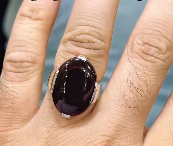 100% Irani Yameni Aqeeq Famous Ring Most Demanded