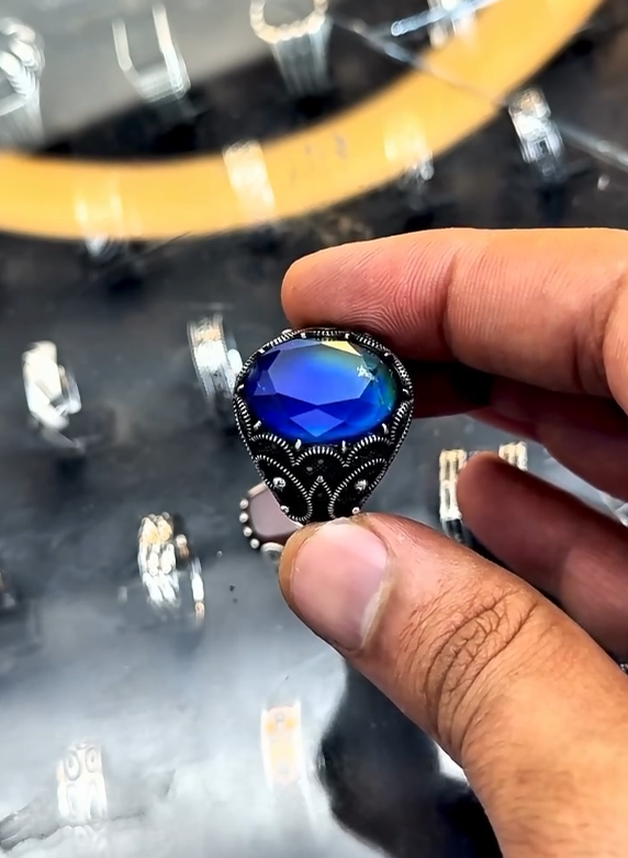 100% Original Color Changer Stone VIP Ring Most Demanded