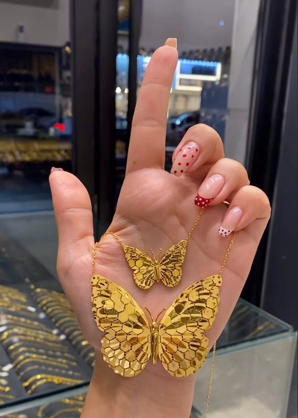 Luxury Golden Butterfly Necklace