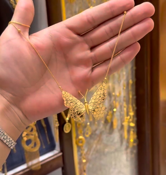 Luxury Golden Butterfly Necklace