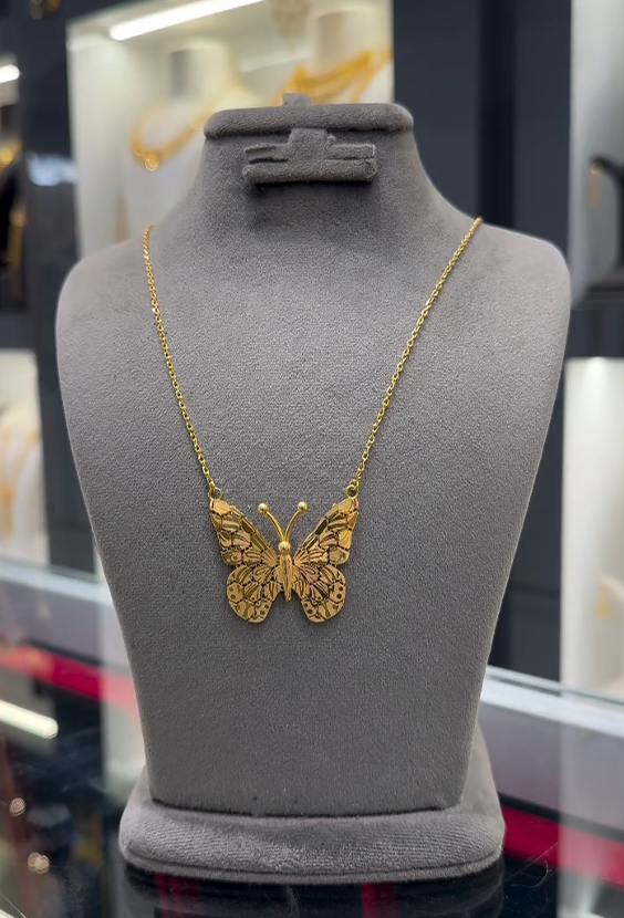 Luxury Golden Butterfly Necklace