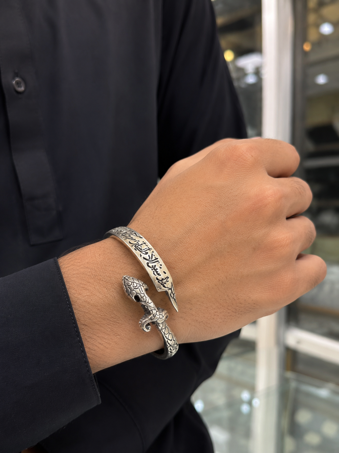 New style Hand bracelet